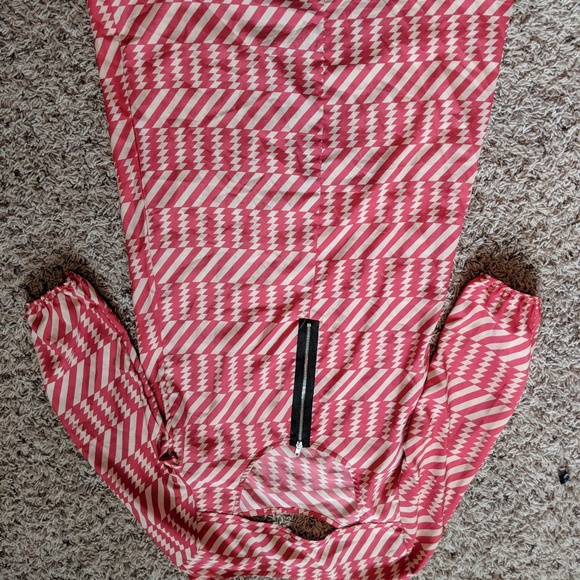 CHARLOTTE RUSSE MINI DRESS - Picture 3 of 4